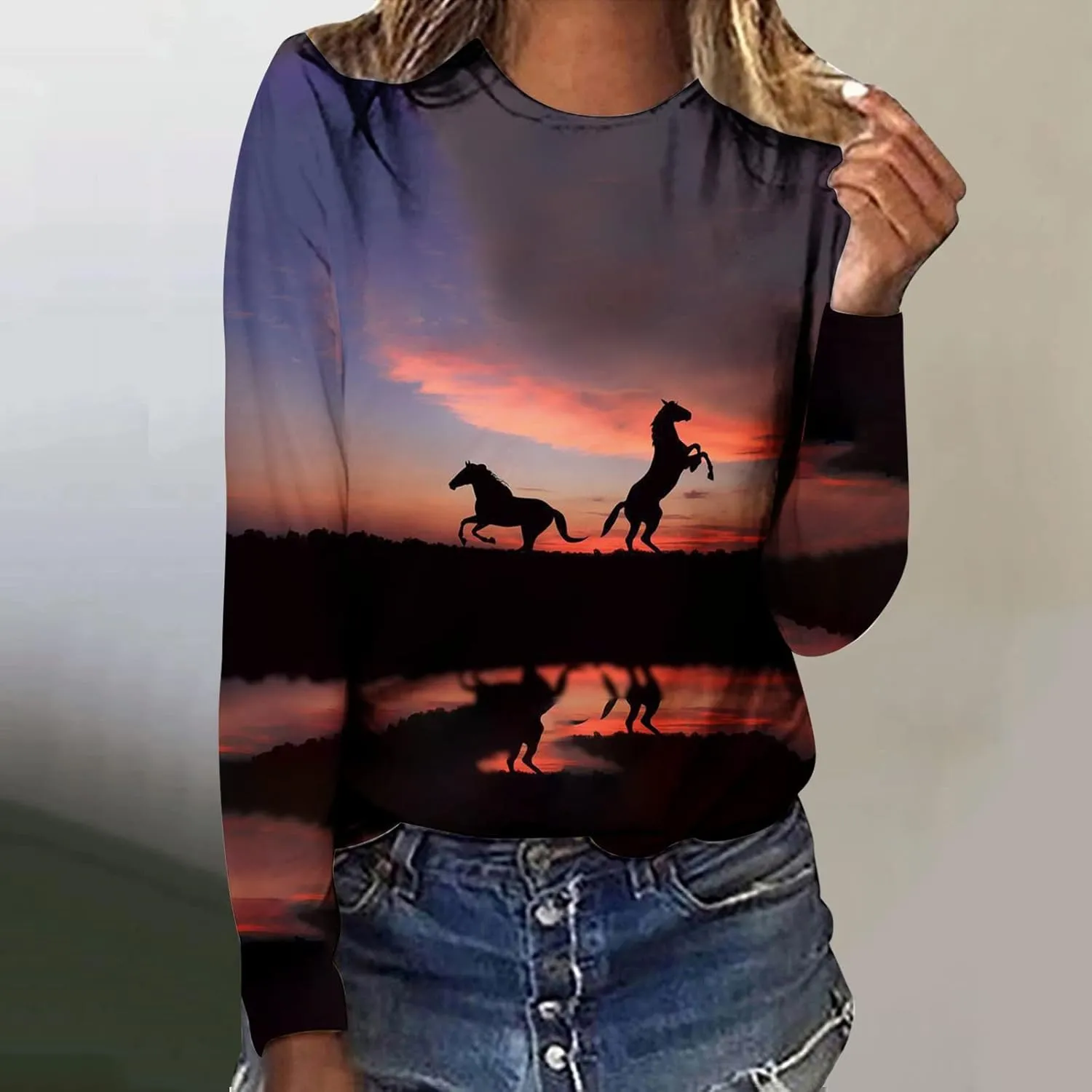 Horses T Shirt Women Funny Graphic Tees Long Sleeve Crew Neck Shirts Casual Loose Fit Blouses Horse Lover T-Shirt Gift