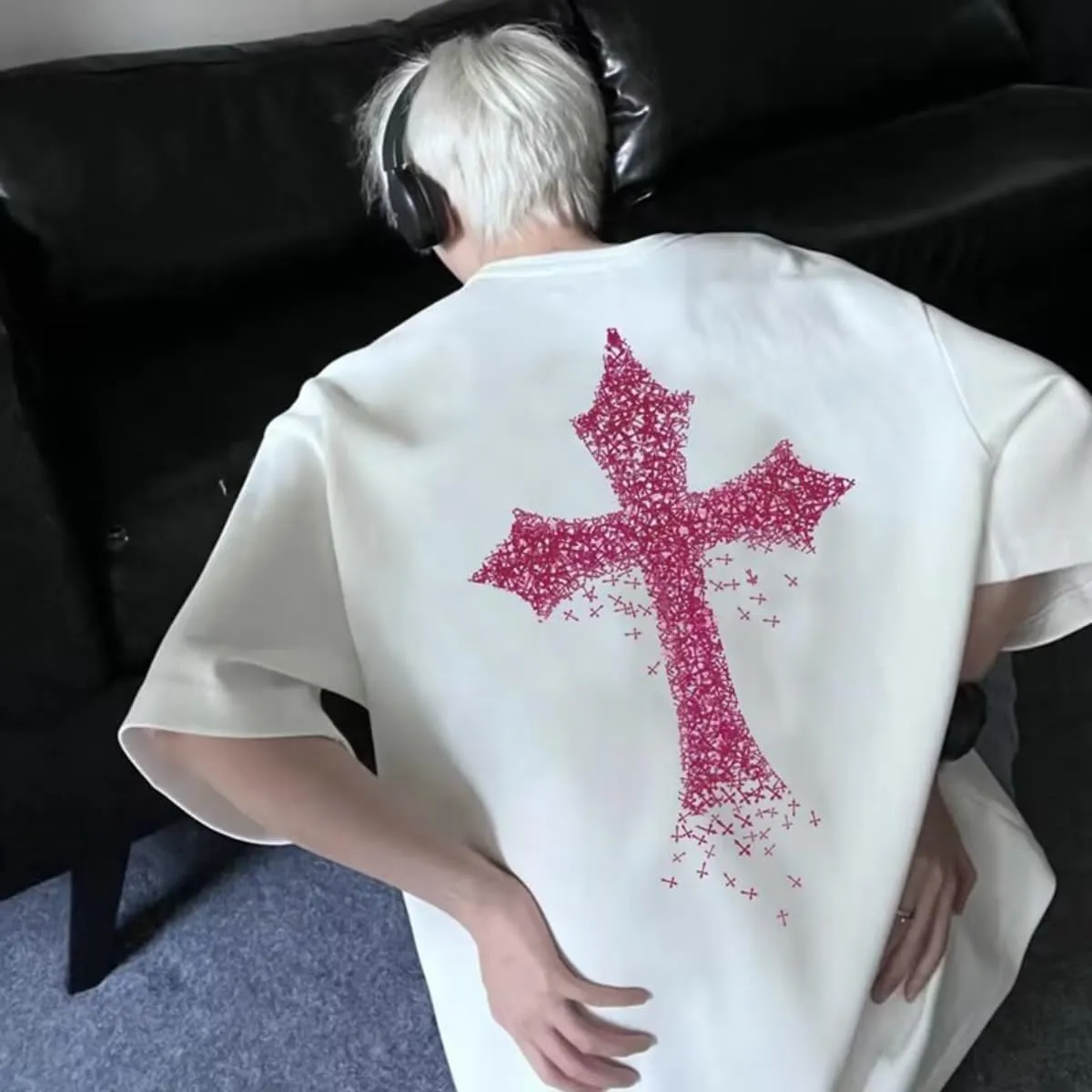 Men Y2K Goth T-Shirt Grunge Cross Graphic Tees Emo Alt Short Sleeve Shirt Oversize Harajuku Punk Blouse Top Clothes