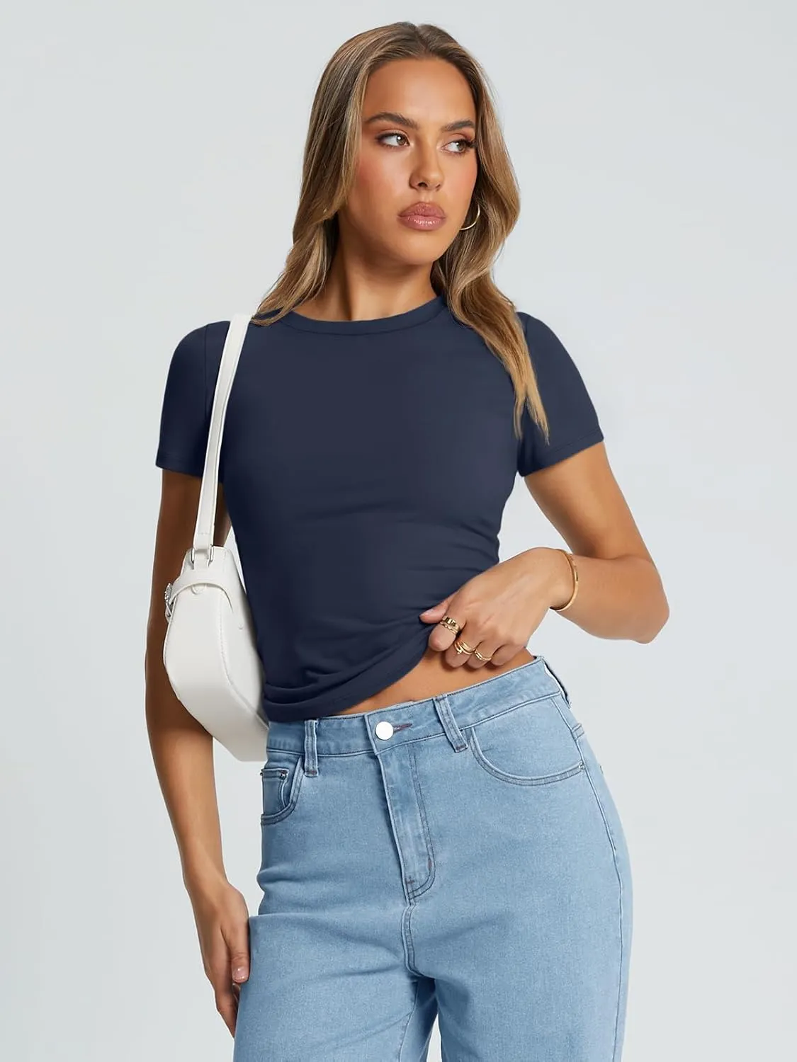 Trendy Queen Womens Basic T Shirts Summer Tops 2025 Crop Short Sleeve Slim Fit Tee Cute Gym Workout Clothes