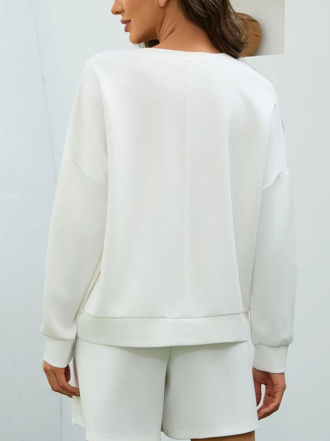 Women's Lightweight Crewneck Oversized Sweatshirt 2025 Casual Trendy Long Sleeve Pullover for Spring Fall