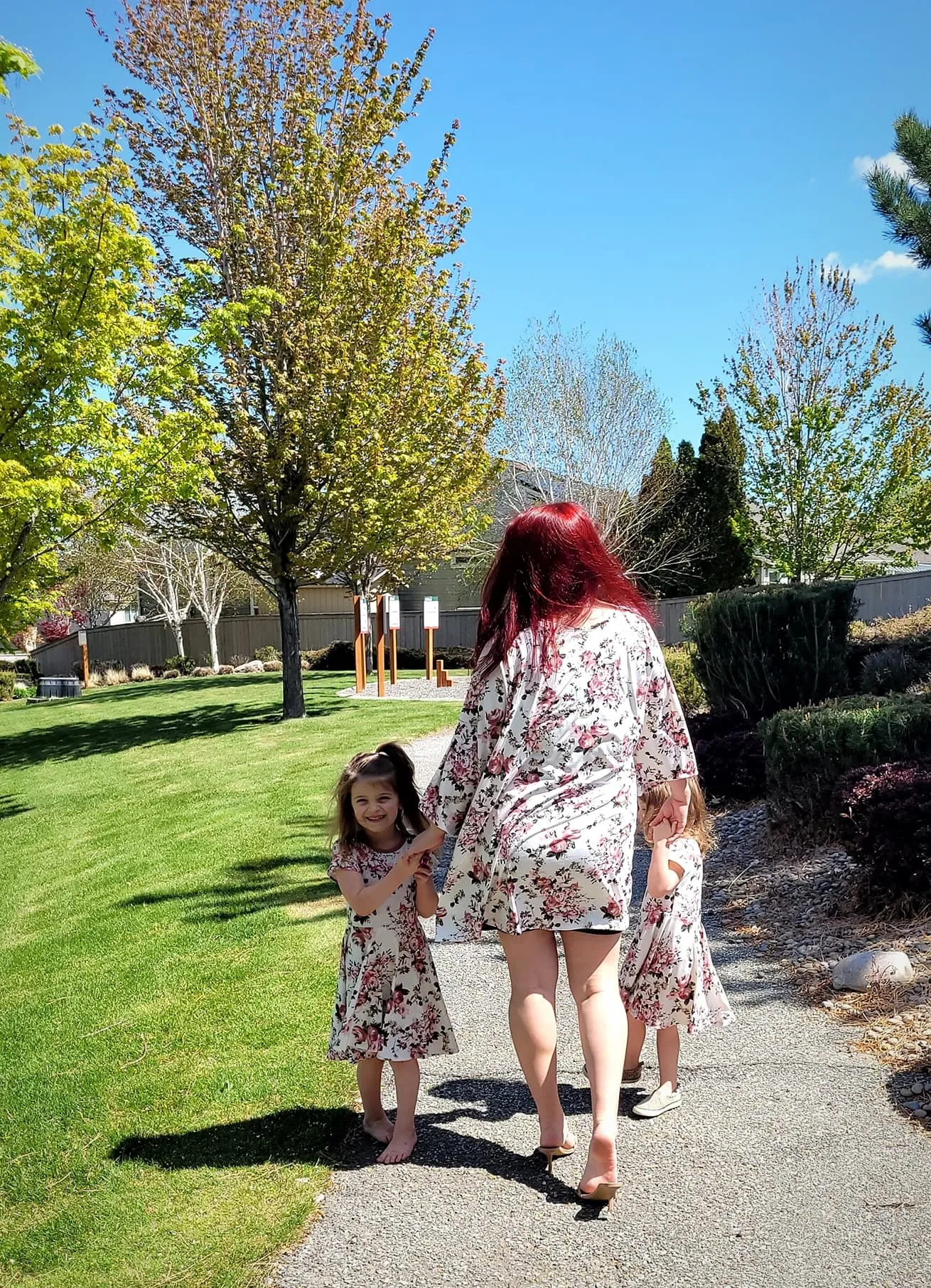 Women's Merlot Floral Kimono